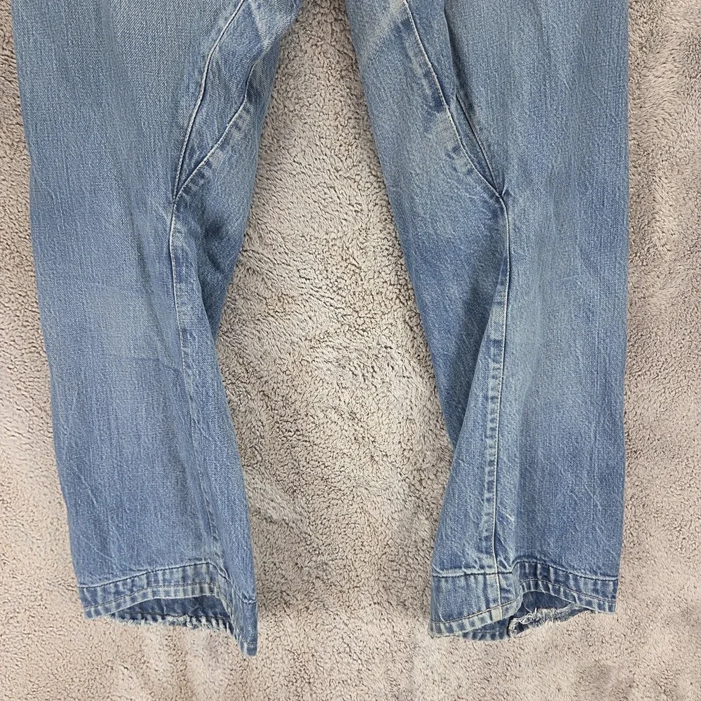 VTG Levis Engineered Jeans Men Thrashed Destroyed Twisted Buckle Back Fits 31x30